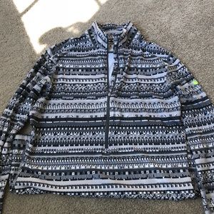 Nike Pro Dri-Fit pullover with neon ✔️